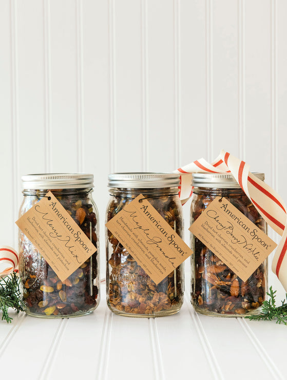 Load image into Gallery viewer, Berry Merry Snacker's Box
