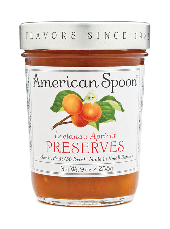 Load image into Gallery viewer, a jar of Leelanau Apricot Preserves