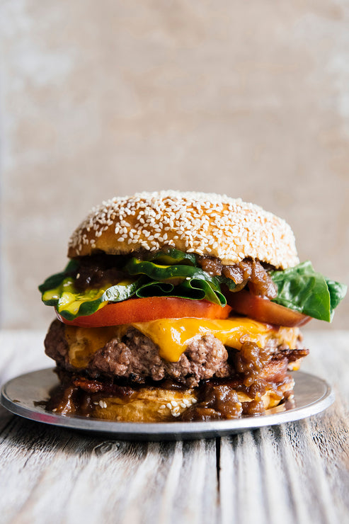 Load image into Gallery viewer, Homemade hamburgers with Apple & Onion Jam