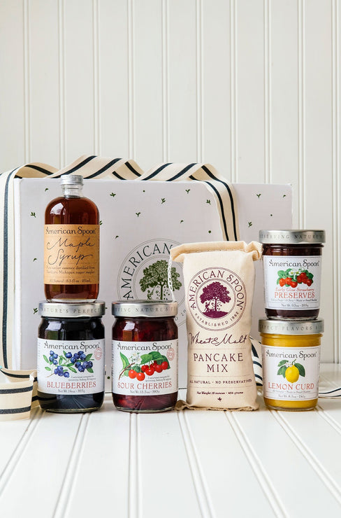 Load image into Gallery viewer, The Up North Breakfast Box gift box containing Wheat &amp; Malt Pancake Mix, Maple Syrup, Fruit Perfect Sour Cherries, Fruit Perfect Blueberries, Lemon Curd and Early Glow Strawberry Preserves 
