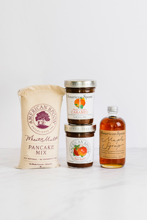 Load image into Gallery viewer, The Fall Breakfast box including Wheat &amp; Malt Pancake Mix, Maple Pumpkin Caramel, Apple Butter and Maple Syrup
